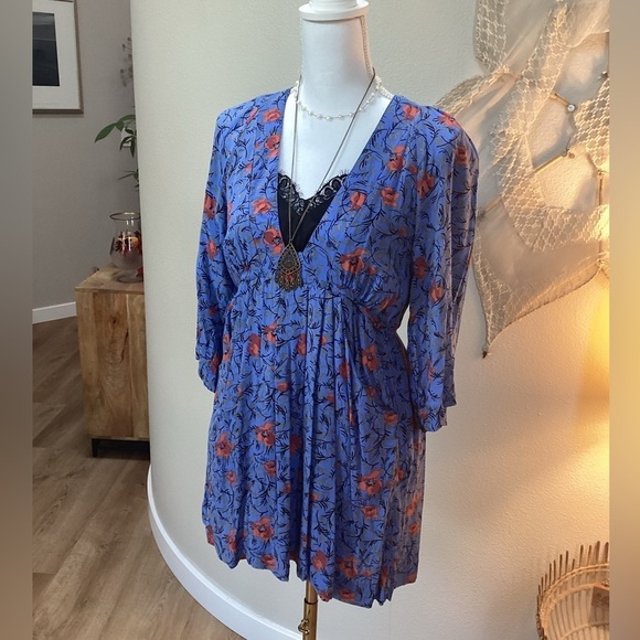 Free People style “Blue Combo” tulip floral boho peasant V-Neck Floral Top dress - Picture 1 of 10